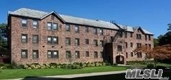 205 Steven Pl-Unit -B3 in Woodmere, NY - Building Photo
