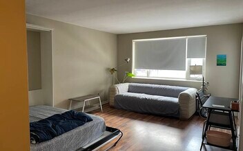400 4th Ave N in Saskatoon, SK - Building Photo - Building Photo