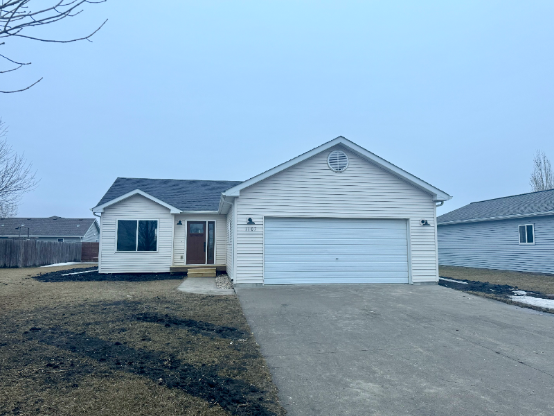 1107 3rd Ave NE in Crookston, MN - Building Photo