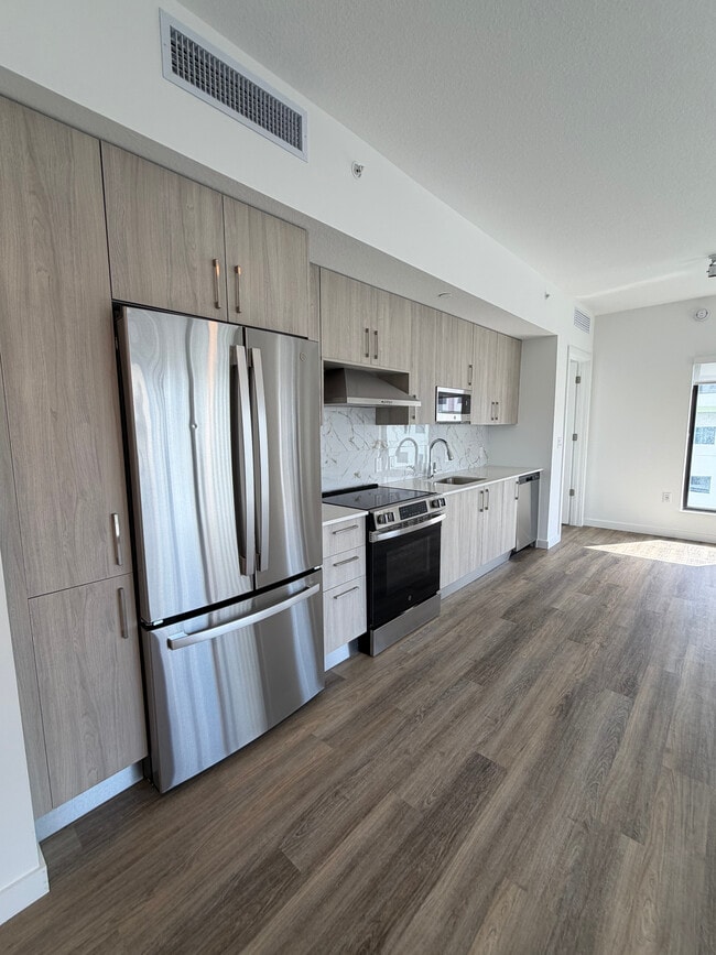 property at 425 NW 6th St
