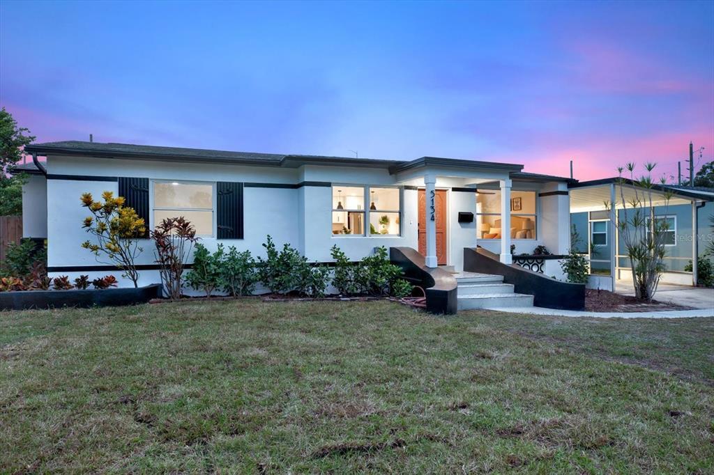 5134 8th Ave N in St. Petersburg, FL - Building Photo
