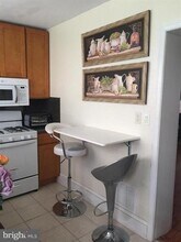 355 Mercy St in Philadelphia, PA - Building Photo - Building Photo