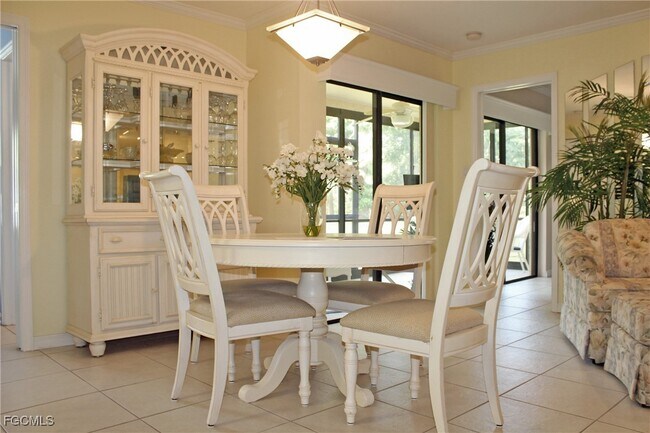 13264 White Marsh Ln in Ft. Myers, FL - Building Photo - Building Photo