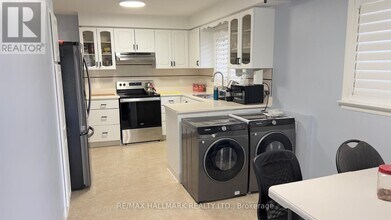 148 Derrydown Rd in Toronto, ON - Building Photo - Building Photo