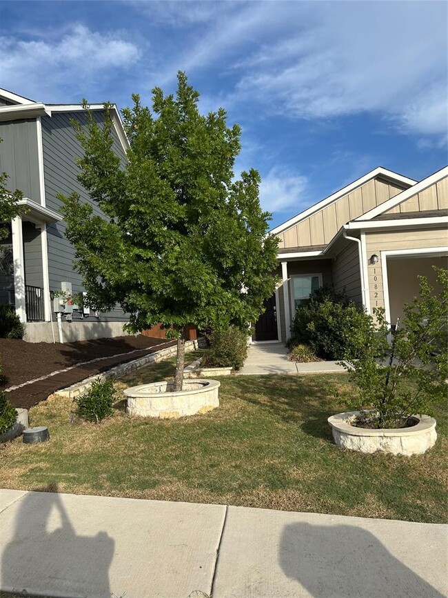 property at 10821 Hammond St
