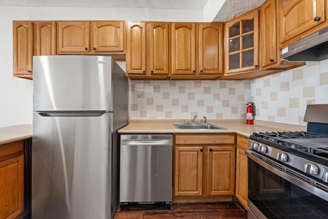 37 Belmont Ave in Jersey City, NJ - Building Photo - Building Photo