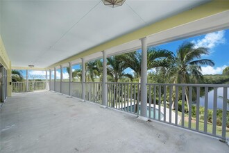 11098 Marin St in Coral Gables, FL - Building Photo - Building Photo