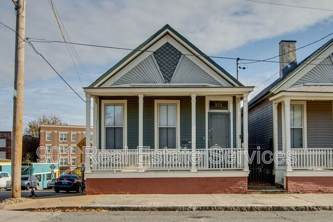 property at 372 Mulberry St