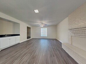 11639 Idlebrook Dr in Houston, TX - Building Photo - Building Photo