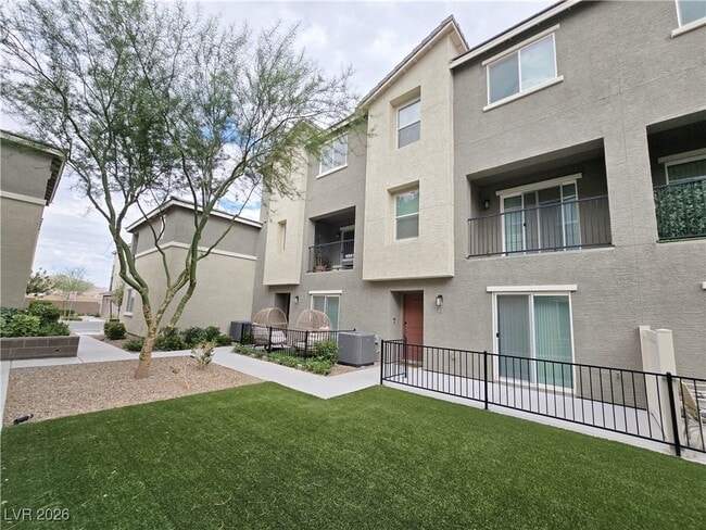 2843 Kona Blue Ln in Las Vegas, NV - Building Photo - Building Photo