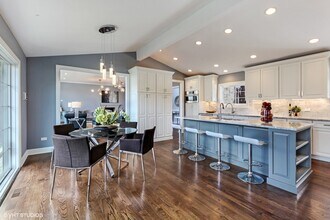 1528 Sheridan Rd in Highland Park, IL - Building Photo - Building Photo