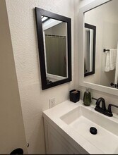 2240 N Legion Dr, Unit 207 in Signal Hill, CA - Building Photo - Building Photo