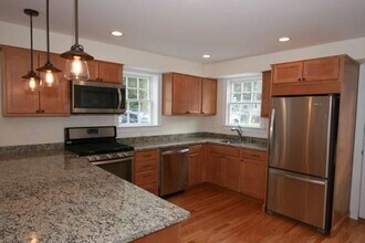 1012 Chestnut St in Newton, MA - Building Photo - Building Photo