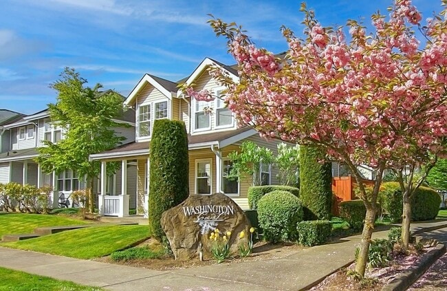 Washington Court Residential in Sumner, WA - Building Photo - Building Photo
