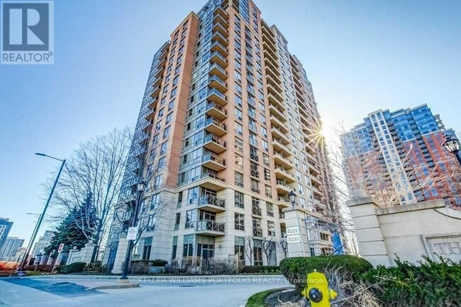 property at 5229-5229 Dundas St W