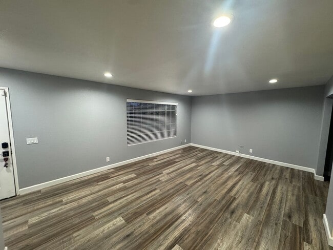 45029 16th St W in Lancaster, CA - Building Photo - Building Photo