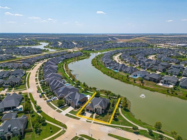 property at 28214 Evergreen Cove Ln