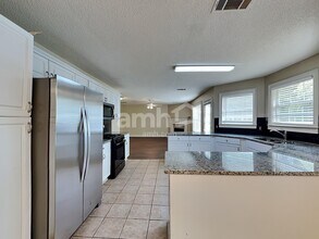 724 Johnson Ct in Stockbridge, GA - Building Photo - Building Photo