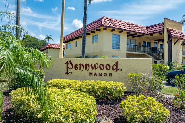 Pennwood Manor in Clearwater, FL - Building Photo - Building Photo