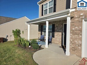 228 Newman Cir in Jefferson City, TN - Building Photo - Building Photo