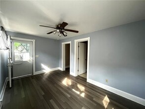 352 Maple Ave in Elmira, NY - Building Photo - Building Photo