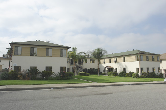 838-846 Carillo Dr in San Gabriel, CA - Building Photo - Building Photo