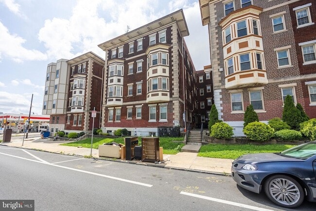 4706 Chestnut St, Unit 1 A in Philadelphia, PA - Building Photo - Building Photo