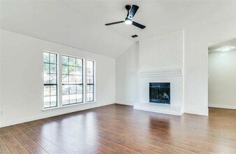 7214 Aberdeen Dr in Rowlett, TX - Building Photo - Building Photo