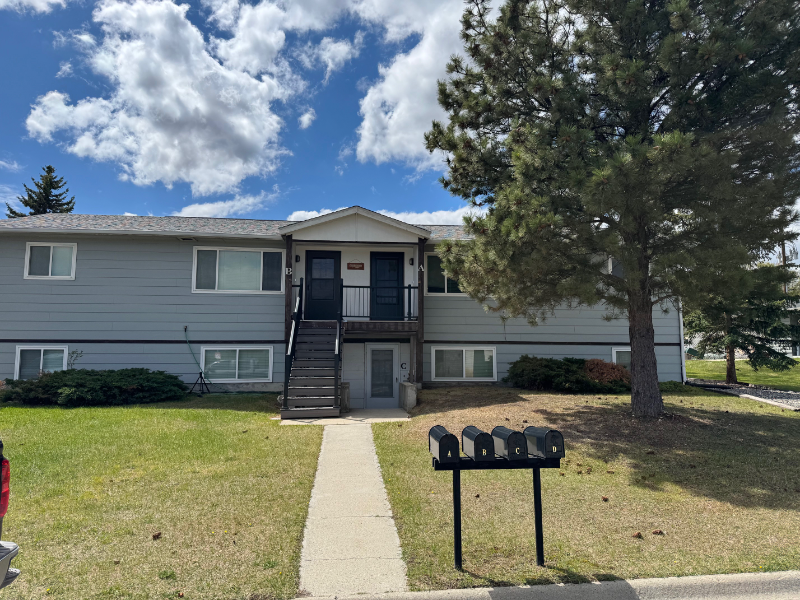 2215 9th Ave in Helena, MT - Building Photo