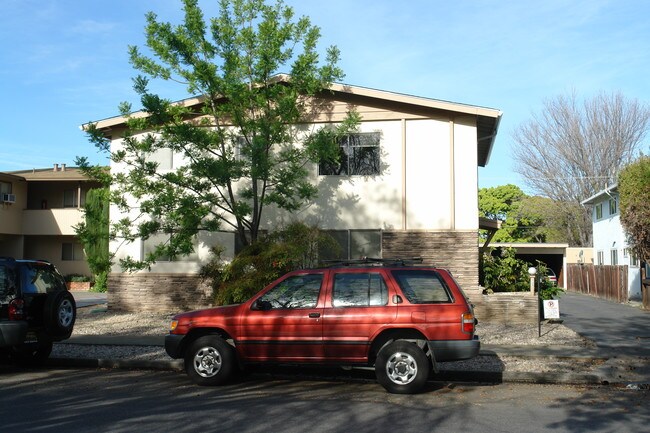 759 Opal Dr in San Jose, CA - Foto de edificio - Building Photo