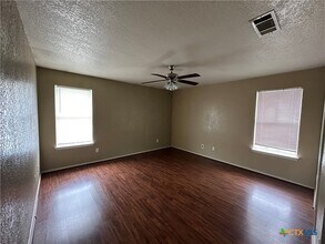 4305 Bowles Dr in Killeen, TX - Building Photo - Building Photo