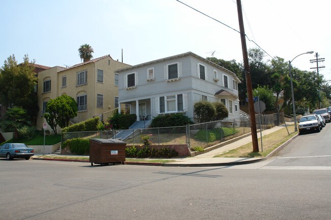 140 S Coronado St in Los Angeles, CA - Building Photo - Building Photo