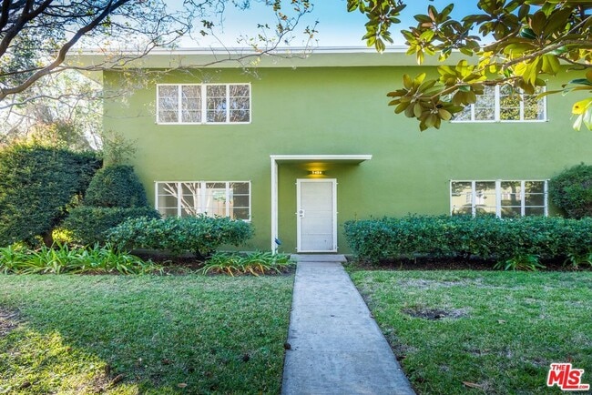 property at 5420 Village Grn