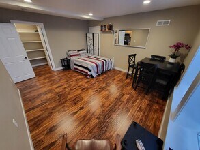 2206 Lincoln Ave in Alameda, CA - Building Photo - Building Photo