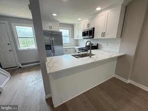 359 Whites Rd in Lansdale, PA - Building Photo - Building Photo