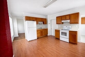 218 N George St in Rome, NY - Building Photo - Building Photo