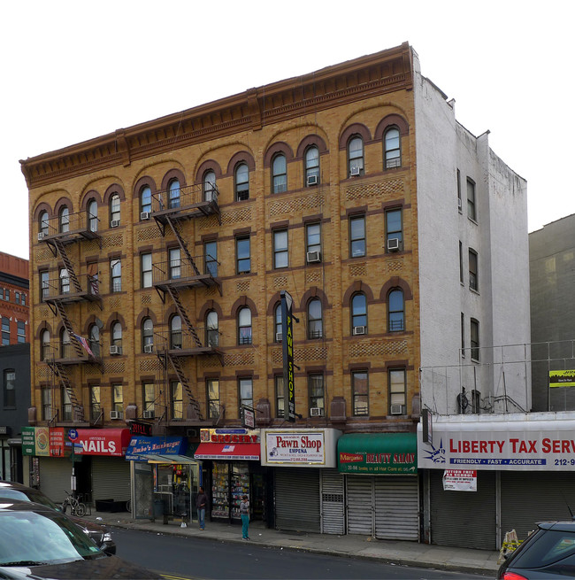 1345-1349 Amsterdam Ave in New York, NY - Foto de edificio - Building Photo