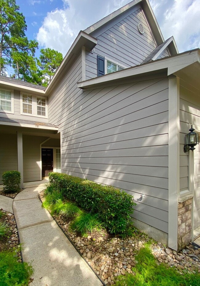 54 Alderon Woods Pl