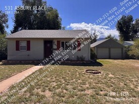 531 Asbury Pl in Colorado Springs, CO - Building Photo