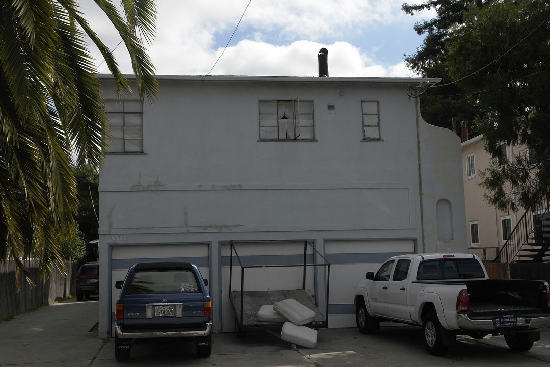 4360 Fleming Ave in Oakland, CA - Building Photo