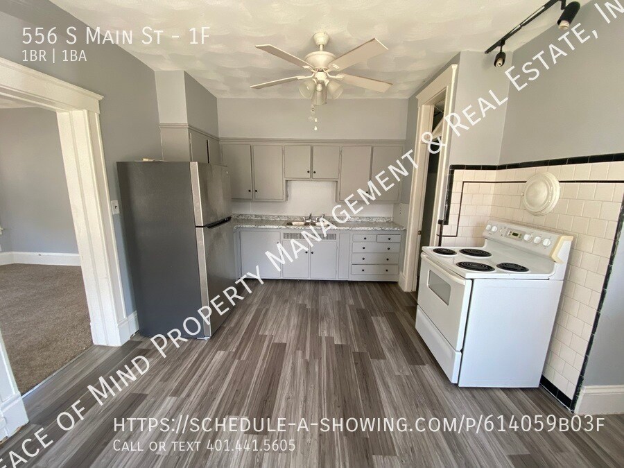 556 S Main St in Woonsocket, RI - Building Photo