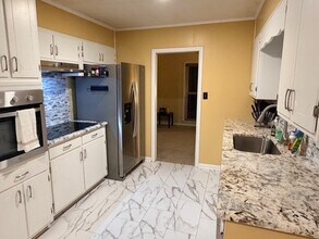 4709 Michelle St in Valdosta, GA - Foto de edificio - Building Photo