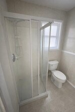 372 North St, Unit 3 in Elgin, IL - Foto de edificio - Building Photo