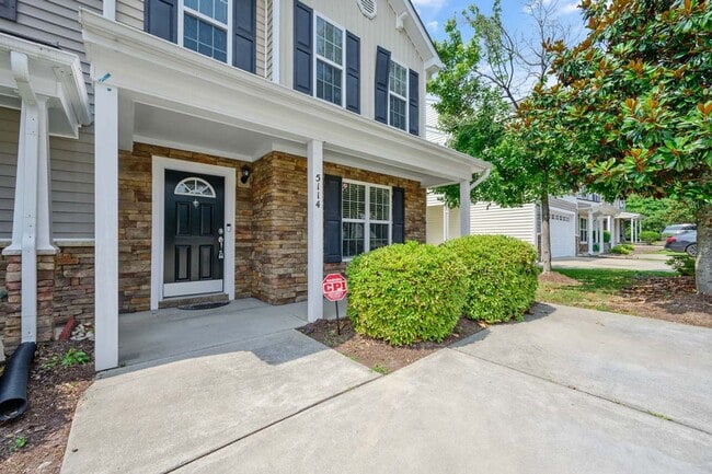 5114 Thornton Knoll Way in Raleigh, NC - Building Photo - Building Photo