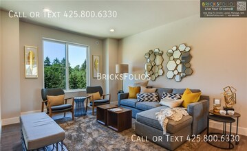 521 Glacier Walk SE in Sammamish, WA - Building Photo - Building Photo