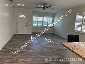 520 34th Ave N in St. Petersburg, FL - Building Photo - Building Photo