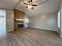 5809 Emory St in Lubbock, TX - Foto de edificio - Building Photo