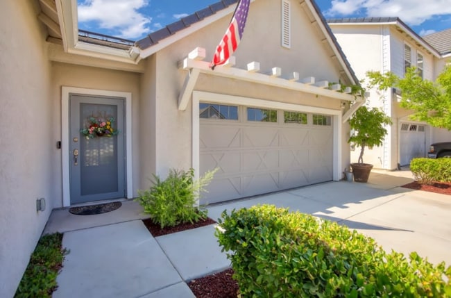 287 Huntington Ave in Madera, CA - Building Photo - Building Photo