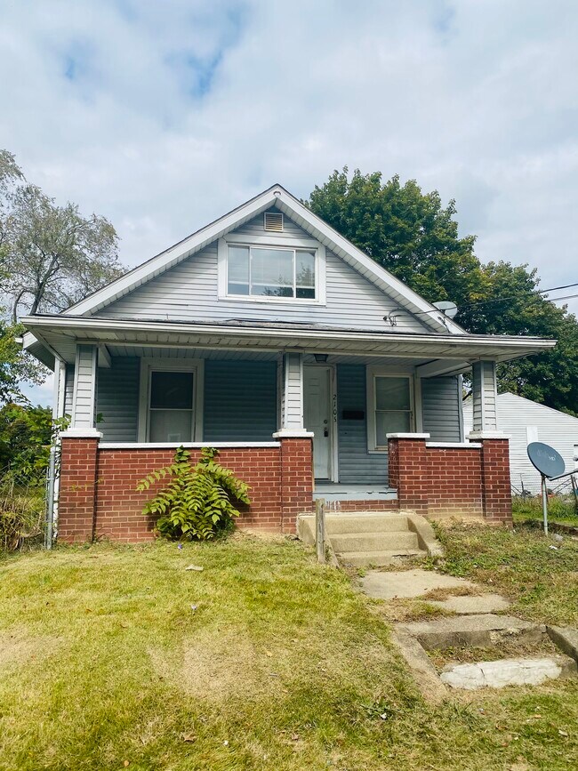 2105 20th St NE Rentals in Canton, OH