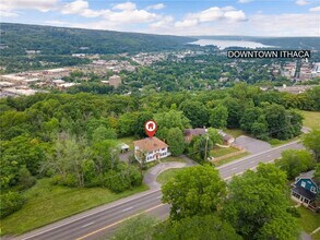 908 Danby Rd, Unit 4 in Ithaca, NY - Building Photo - Building Photo